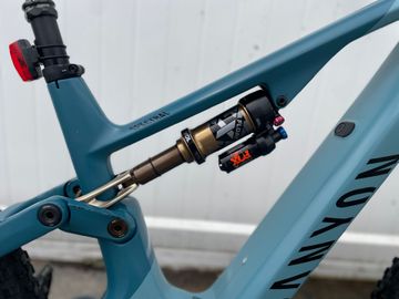 Gebrauchtes Canyon Spectral:ON CF 9 2022 2022 Mountainbike, Blau — Bild 18 von 20