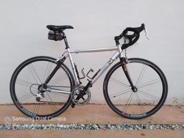 Brugt Qbikes Custom Shimano 105 2006 Road & Gravel