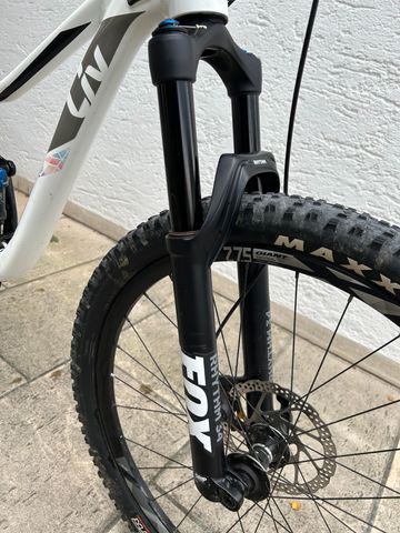 Used Liv Pique 2 2018 2018 Mountainbike, White, 27.5 — image 4 of 6