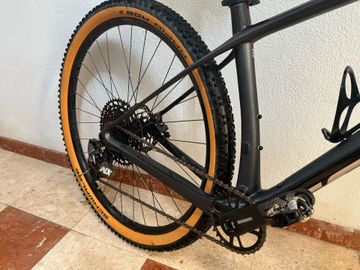 Used Scott Scale 940 2022 2022 Mountainbike, Black, 29 — image 3 of 6