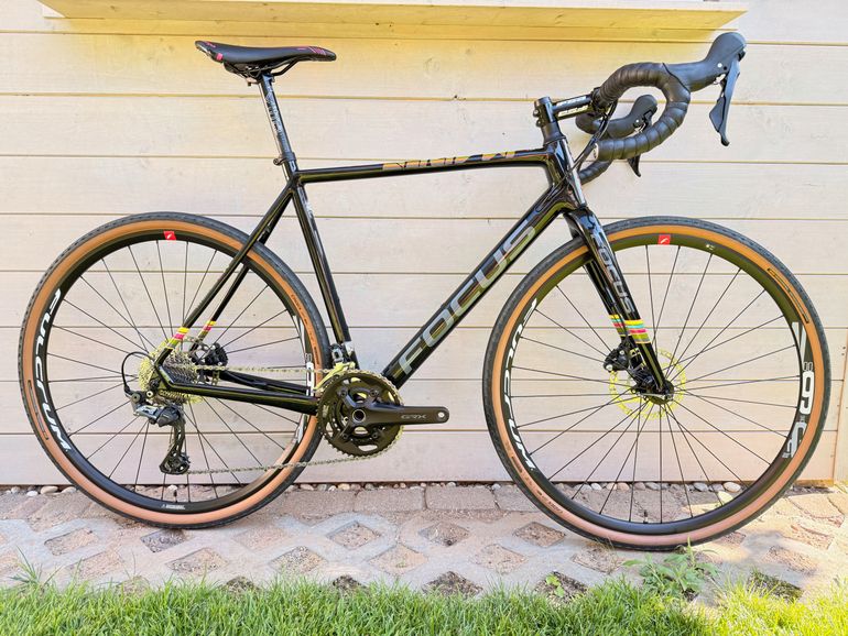 Gebrauchtes Focus MARES APEX 1 2018 2018 Road & Gravel, Schwarz — Bild 2 von 14