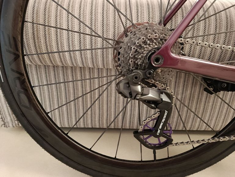 Brugt Canyon Ultimate Shimano Ultegra Di2 2023 Road & Gravel — billede 4 af 9