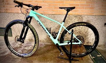 Tweedehands Orbea ALMA M25 2022 2022 Mountainbike — afbeelding 2 van 3