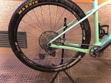 Tweedehands Orbea ALMA M25 2022 2022 Mountainbike — afbeelding 3 van 3