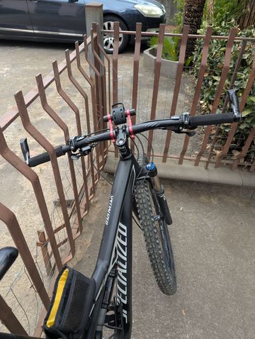 Used Specialized Camber Shimano Deore XT 2015 Mountainbike, Black — image 31 of 37