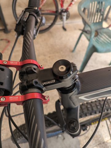 Used Specialized Camber Shimano Deore XT 2015 Mountainbike, Black — image 19 of 37