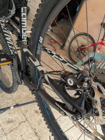 Used Specialized Camber Shimano Deore XT 2015 Mountainbike, Black — image 26 of 37