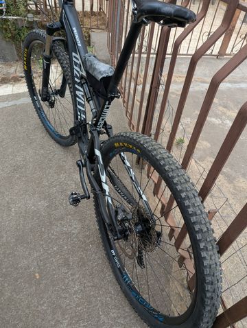 Used Specialized Camber Shimano Deore XT 2015 Mountainbike, Black — image 35 of 37