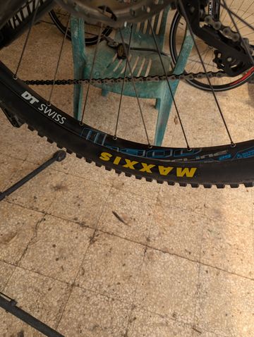 Used Specialized Camber Shimano Deore XT 2015 Mountainbike, Black — image 24 of 37