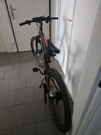 Used Licorne Custom Shimano Tourney 2025 Mountainbike, Black — image 4 of 8