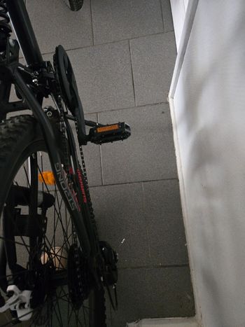 Used Licorne Custom Shimano Tourney 2025 Mountainbike, Black — image 5 of 8