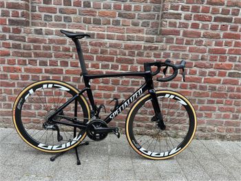 Tweedehands Specialized TARMAC SL7 2024 2024 Road & Gravel