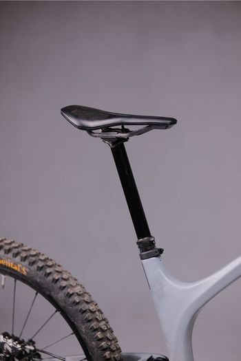 Gebrauchtes Bold Unplugged Ultimate 2024 Mountainbike, Hellgrau — Bild 5 von 5