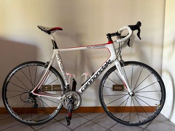 Used Cannondale Synapse Shimano Ultegra 2011 Road & Gravel, White — image 2 of 7