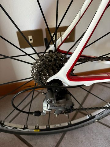 Used Cannondale Synapse Shimano Ultegra 2011 Road & Gravel, White — image 4 of 7