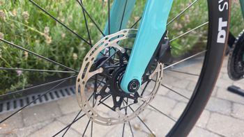 Brugt Canyon Aeroad CF SLX 7 eTap 2024 2024 Road & Gravel — billede 14 af 17