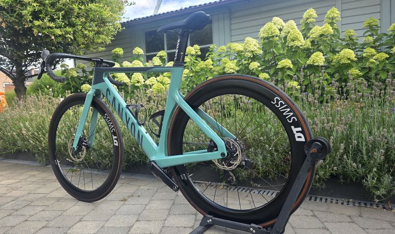 Brugt Canyon Aeroad CF SLX 7 eTap 2024 2024 Road & Gravel — billede 17 af 17