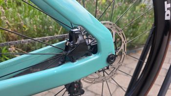 Brugt Canyon Aeroad CF SLX 7 eTap 2024 2024 Road & Gravel — billede 13 af 17