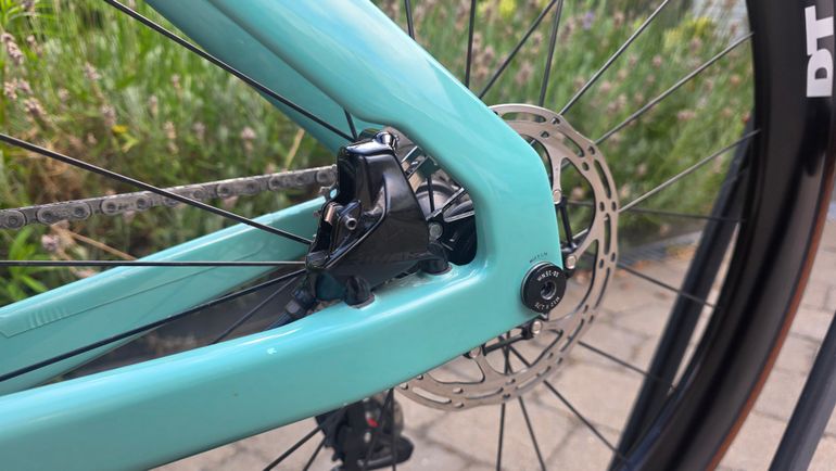 Brugt Canyon Aeroad CF SLX 7 eTap 2024 2024 Road & Gravel — billede 13 af 17
