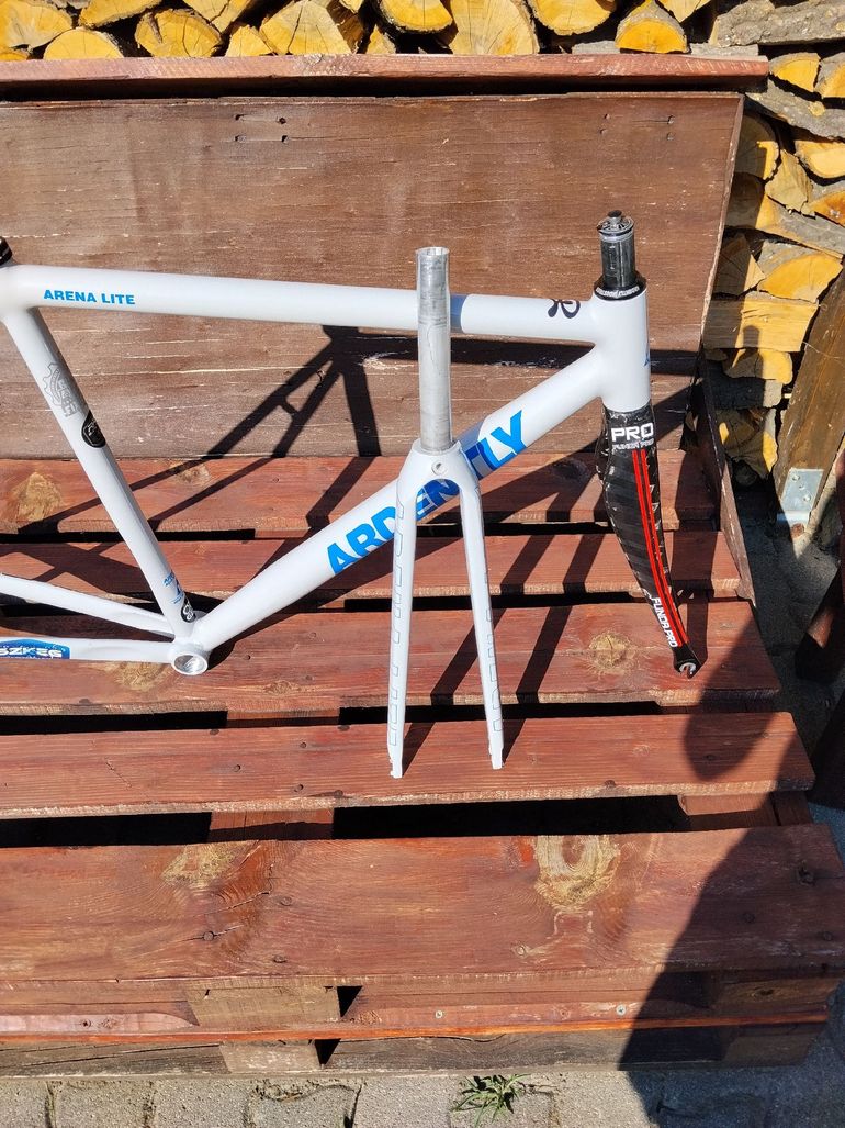 Ardently Custom Frameset 2025 Road & Gravel usato, Bianco — immagine 6 di 7