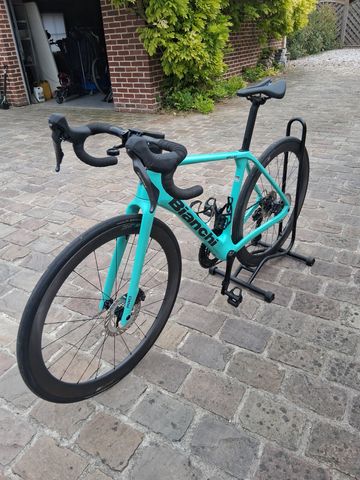 Brugt Bianchi Impulso PRO GRX 820 disc 2025 2025 Road & Gravel — billede 2 af 8