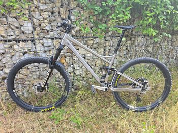 Used Banshee Custom SRAM GX Eagle 2023 Mountainbike, Light Gray — image 2 of 10
