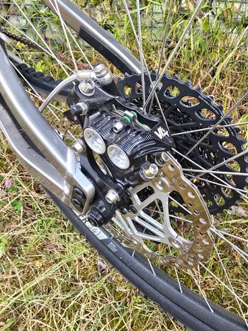 Used Banshee Custom SRAM GX Eagle 2023 Mountainbike, Light Gray — image 5 of 10