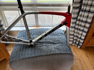 Trek Émonda SL 6 2024 Frameset 2024 Road & Gravel d'occasion — image 1 sur 7