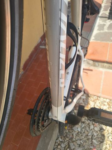 Used Specialized Vita 2017 2017 Urban, White — image 5 of 10