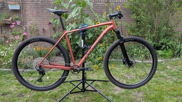 Used Orbea ONNA 10 2022 2022 Mountainbike, Red, 27.5, 29 — image 1 of 7