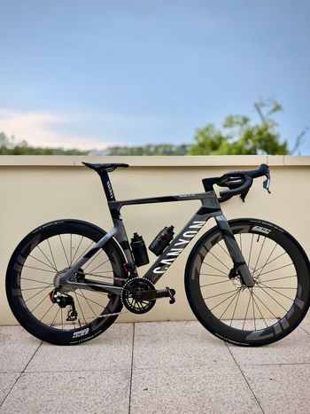 Gebrauchtes Canyon Aeroad CF SLX 8 AXS SPEED 2026 2026 Road & Gravel