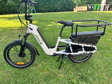 Used Cargo Bike Custom Shimano 105 2026 Urban, White — image 9 of 11
