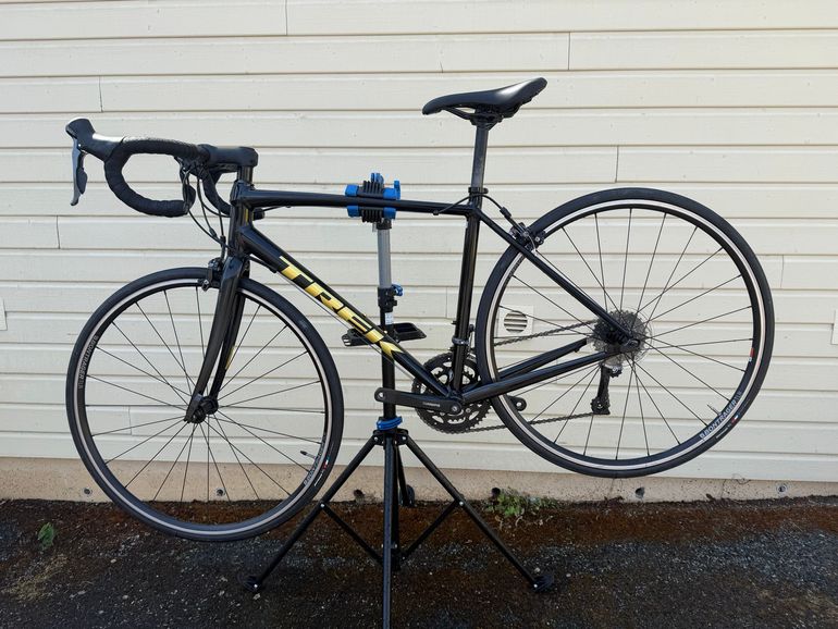 Gebrauchtes Trek Domane AL 2 2021 2021 Road & Gravel, Schwarz — Bild 2 von 6