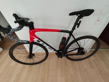 Brugt Trek Émonda SL 6 2024 2024 Road & Gravel — billede 1 af 8