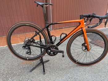 Używany Giant Tcr Shimano Ultegra Di2 2023 Road & Gravel — zdjęcie 2 z 7