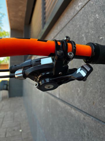 Używany Santa Cruz Nomad CC XX1 2017 2017 Mountainbike — zdjęcie 12 z 14
