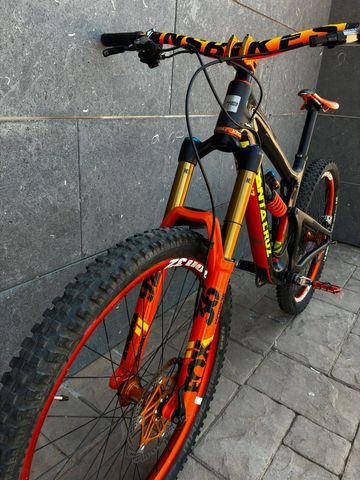 Używany Santa Cruz Nomad CC XX1 2017 2017 Mountainbike — zdjęcie 13 z 14