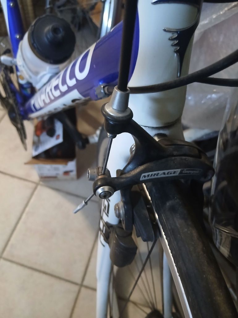 Brugt Pinarello Angliru 2015 Road & Gravel — billede 4 af 11