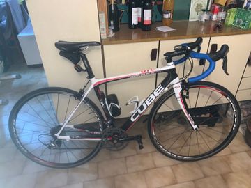 CUBE Agere 6TC PRO 2011 Road & Gravel de segunda mano