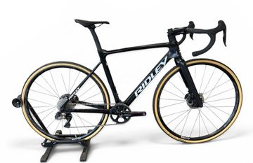 Ridley X-night RS Carbon Cyclocrossbike, Size M, Carbon Cockpit, Sram Force AXS 1x12, Powermeter 2026 Road & Gravel usato