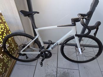 Używany Rose X-LITE FOUR DISC 105 2022 2022 Road & Gravel