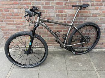 Gebrauchtes Van Nicholas Tuareg 2018 Mountainbike, Hellgrau — Bild 2 von 11