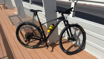 Tweedehands Orbea ALMA M50 2022 2022 Mountainbike — afbeelding 2 van 9