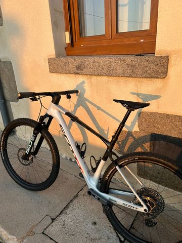 Použité Scott Scale RC Team Issue 2025 2025 Mountainbike — obrázek 2 z 9