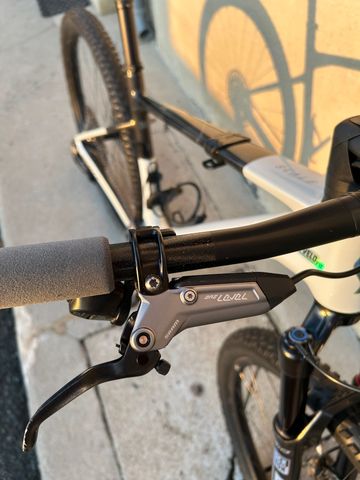 Použité Scott Scale RC Team Issue 2025 2025 Mountainbike — obrázek 4 z 9