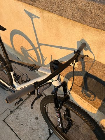 Použité Scott Scale RC Team Issue 2025 2025 Mountainbike — obrázek 5 z 9