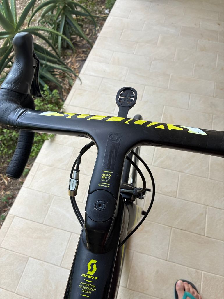 Used Scott Foil RC 2018 2018 Road & Gravel, Black — image 2 of 3