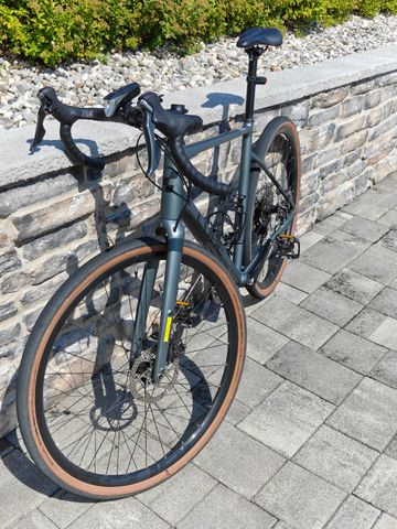 Tweedehands CUBE NUROAD PRO 2023 2023 Road & Gravel — afbeelding 1 van 6