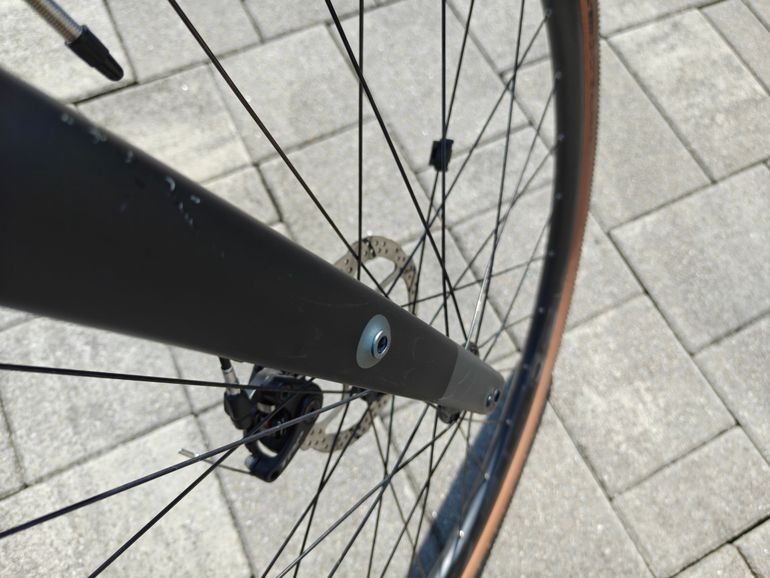CUBE NUROAD PRO 2023 2023 Road & Gravel usato, Grigio chiaro — immagine 2 di 6