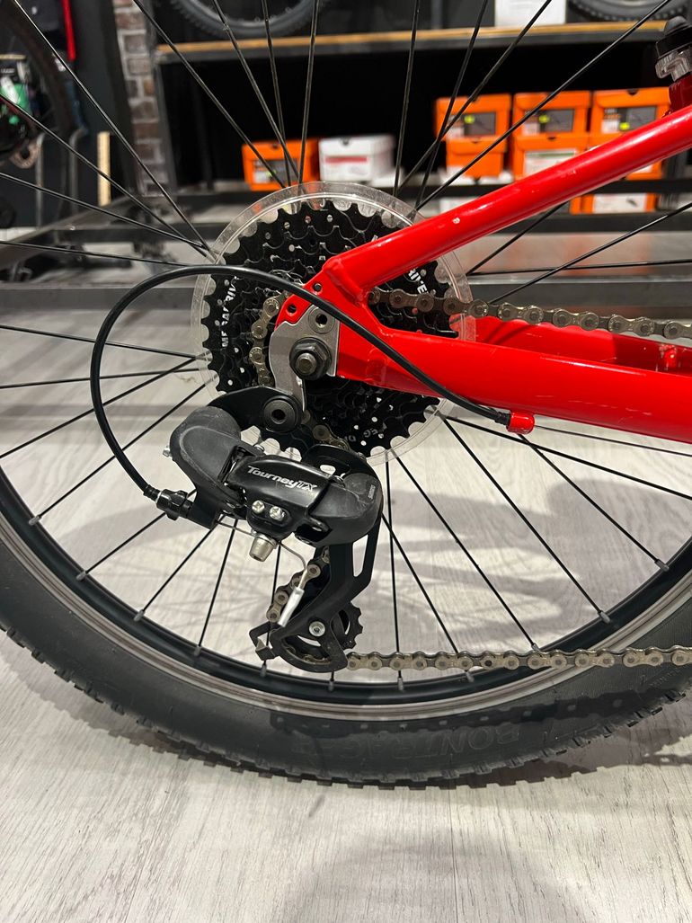 Used Trek Precaliber Other Shimano - Mountainbike 2023 Mountainbike, Red — image 3 of 7